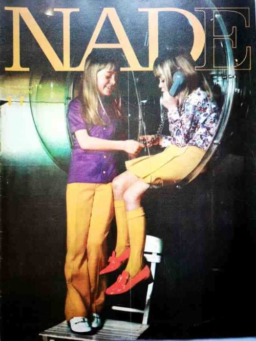 NADE N°19 (1970) Les jumelles – Le Cygne (Janine Lay)